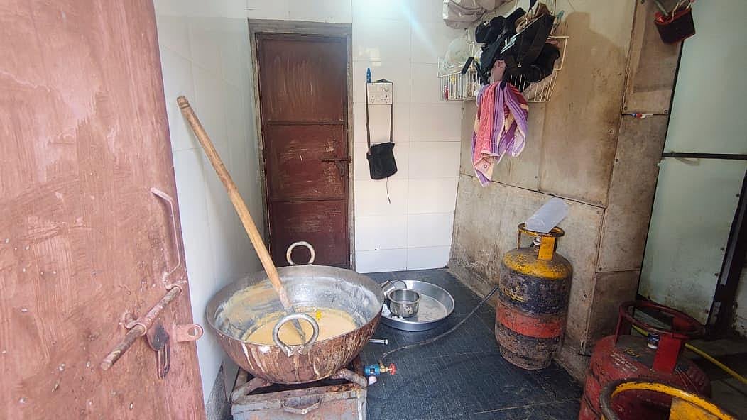 Nashik: FDA Suspends CIDCO Rabdi Shop’s Registration After Larvae Found In Sitaphal Pulp