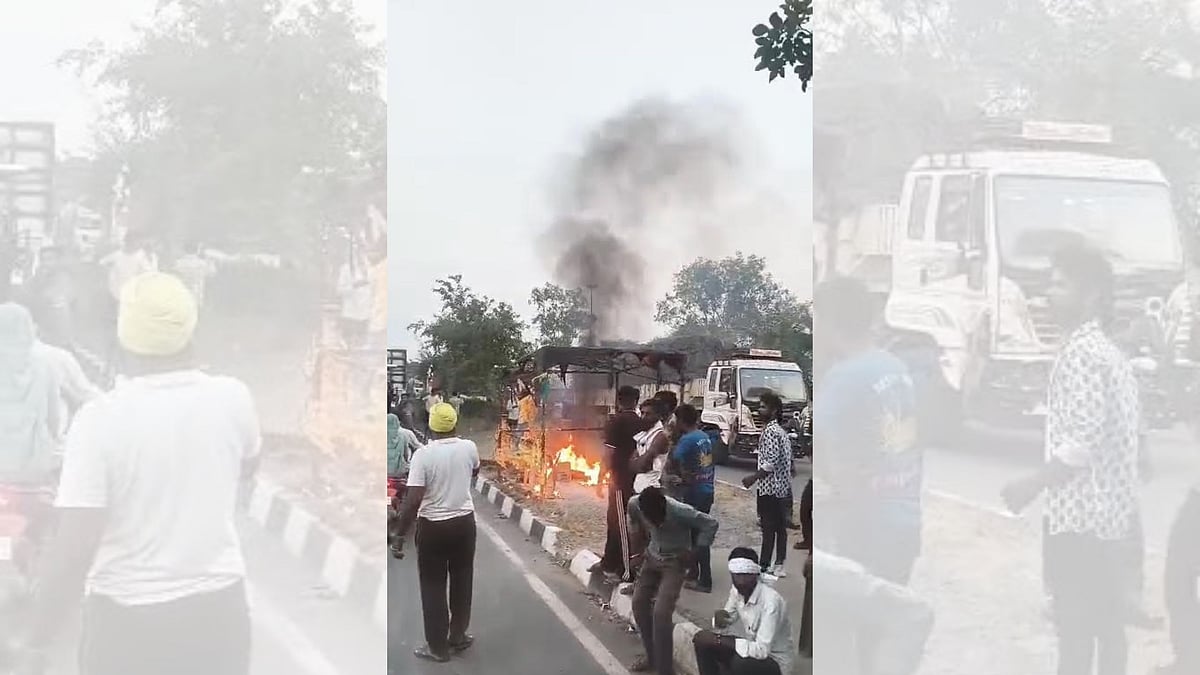 Truckers Torch RTO Kiosk, Block Highway Over Alleged Extortion In MP's Neemuch