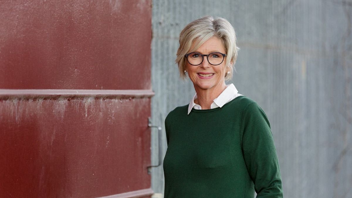 Australian MP Helen Haines Critically Injured After Car Hits Her Outside Wangaratta Office, Driver Arrested | Video