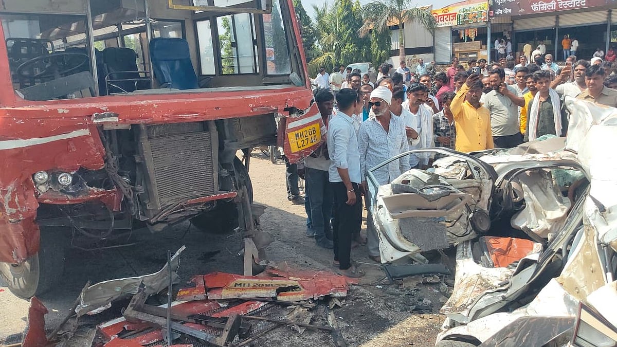 Beed: 5 Killed As Car Collides Head-On With MSRTC Bus