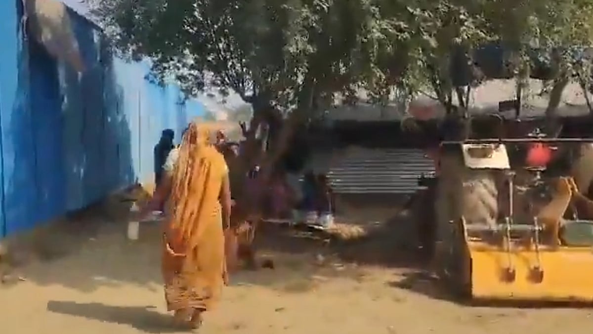 Ghaziabad Tragedy: 2 Women Electrocuted By Fallen High-Tension Wire, 18-Year-Old Critically Injured