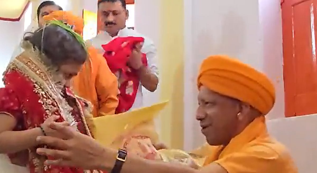 Gorakhpur: CM Yogi Adityanath Performs Special Vijayadashami Puja At Gorakhnath Temple, Offers Prayers For People's Welfare
