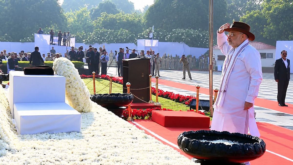 Amit Shah Pays Tribute To 36,852 Police Martyrs On National Police Commemoration Day, Praises CAPF For Securing Borders & Bengal Elections | Watch