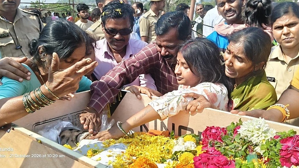 Army Jawan Samadhan Madhale Laid To Rest With State Honours In Latur; Village Bids Tearful Farewell