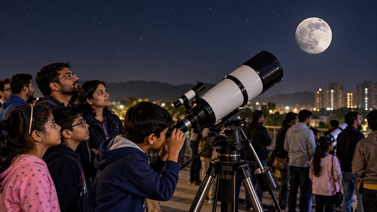 Panvel Stargazing Session On October 25 To Offer Skywatchers A Spectacular View Of The Moon Through Telescopes