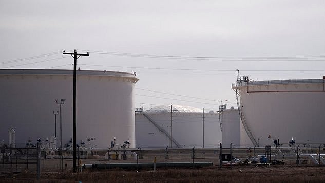 Venezuela's 303 Billion Barrels Of Oil Reserves Under Scrutiny As Experts Question Trump's US Oil Deal Claims
