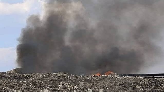 Bhopal Adampur Dumping Site Catches Fire Again, Blaze Controlled In 30 Minutes; 6.5 Lakh Tonnes Legacy Waste Clearance Deadline Looms