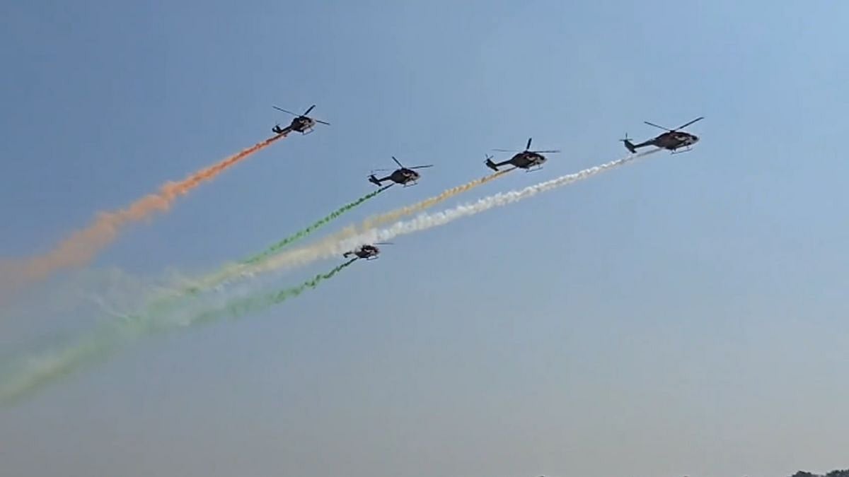 Rafale, Tejas Dazzle Thousands As IAF Air Show Lights Up Varanasi Skies | Video