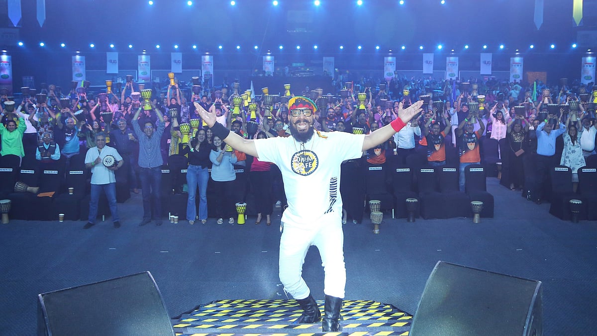 Dr Vinod Hasal Brings 500-Drum Bhakti Jamming To Mumbai, Where Everyone Is Part Of The Beat