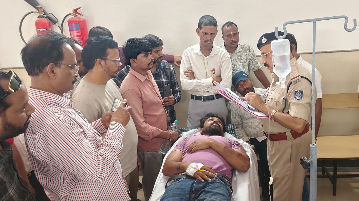 MP’s Khargone Revenue Team Attacked With Sticks, Sharp Weapons During Land Demarcation; RI Suffers Leg Fracture, Patwari Seriously Injured