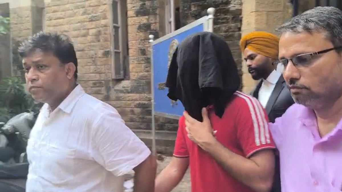 Tiger Shroff Firing Case: 11th Accused Pranjal Thakran Remanded To Police Custody Till October 31 | VIDEO