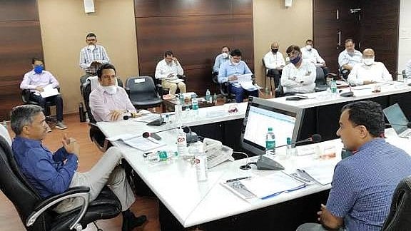 Madhya Pradesh: UAD Cracks Down On 392 Officers Including 135 CMOs Over Financial Irregularities; Over 80 Suppliers, Contractors Also Face Action