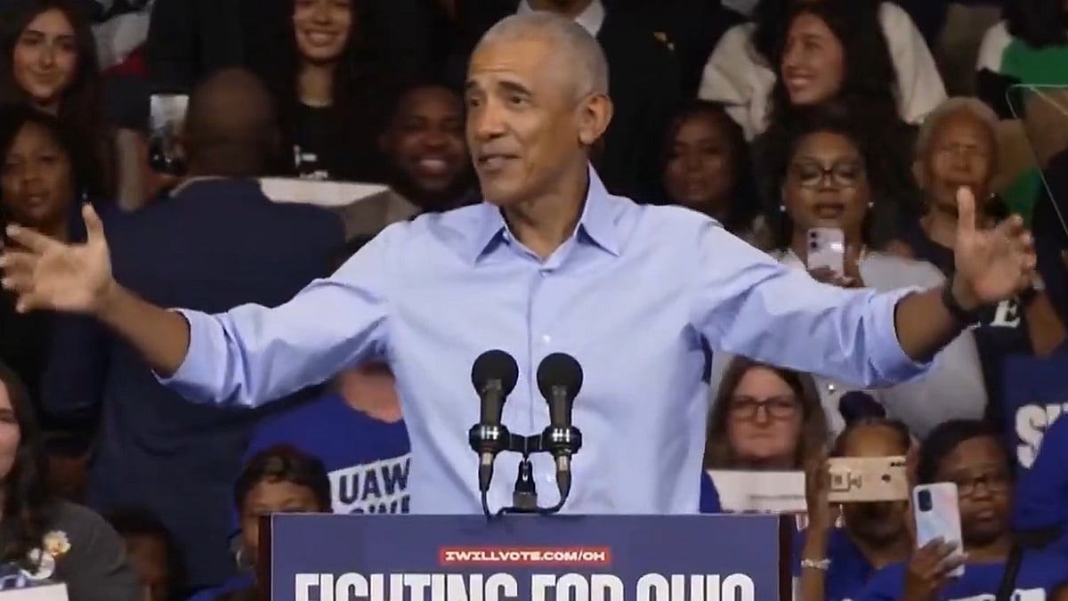 'Saddam Hussein Opened A Cheesecake Factory' Barack Obama Mocks Trump's Gold-Filled White House Renovations At Ohio Rally