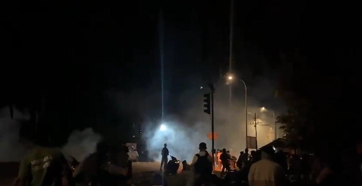 Arunachal Siang Dam Protests Turn Violent, NHPC Office, Police Station Set Ablaze After 12-Hour Bandh