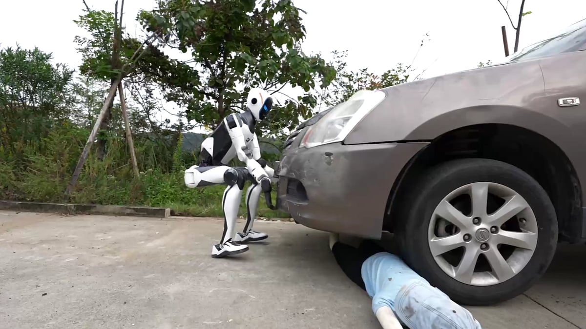 'Please Use The Robot Safely & In A Friendly Manner': Unitree Unveils H2-X 'Guardian' Humanoid That Fights & Lifts Cars In Demo