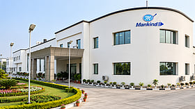 Mankind Pharma Reports Strong Q2: Net Profit Jumps 37.7% to ₹716 Crore, Revenue Hits ₹4,338 Crore