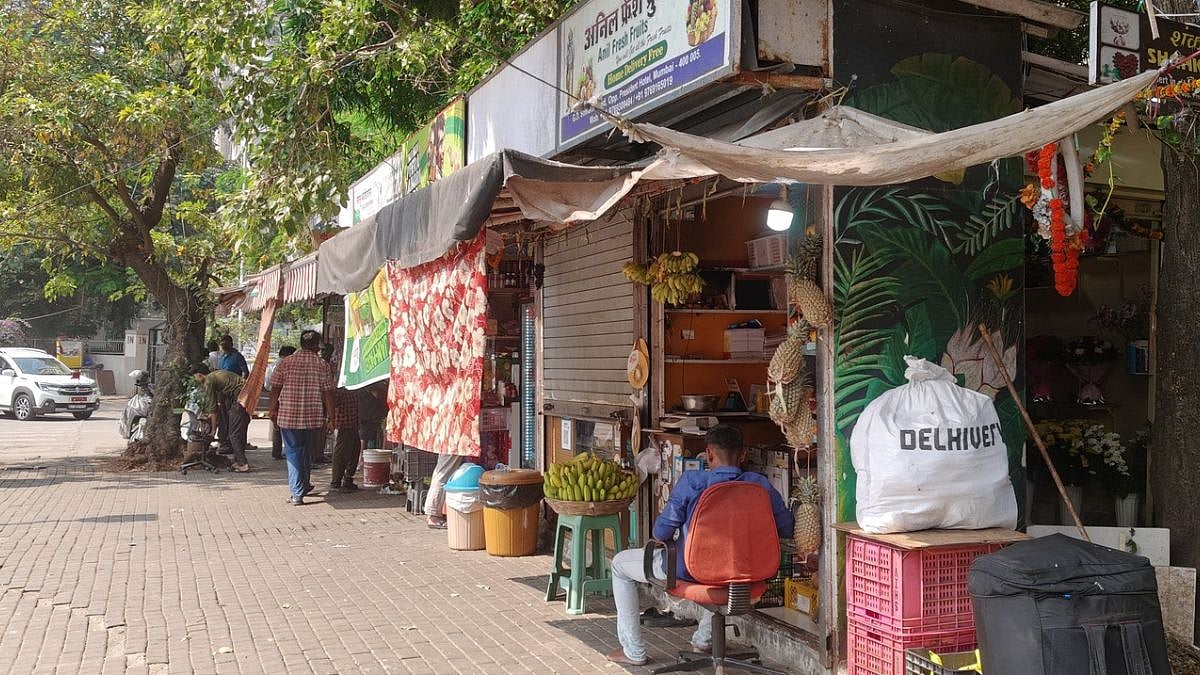 Mumbai: BMC Issues 48-Hour Removal Notices To 10 Stalls On Cuffe Parade's G D Somani Marg