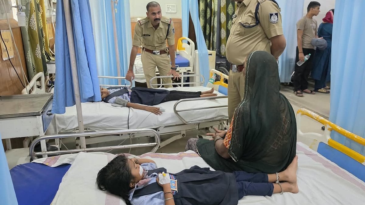 MP's Mandsaur School Vehicle Crashes Into Tree, Seven Children And Driver Injured; All Out Of Danger