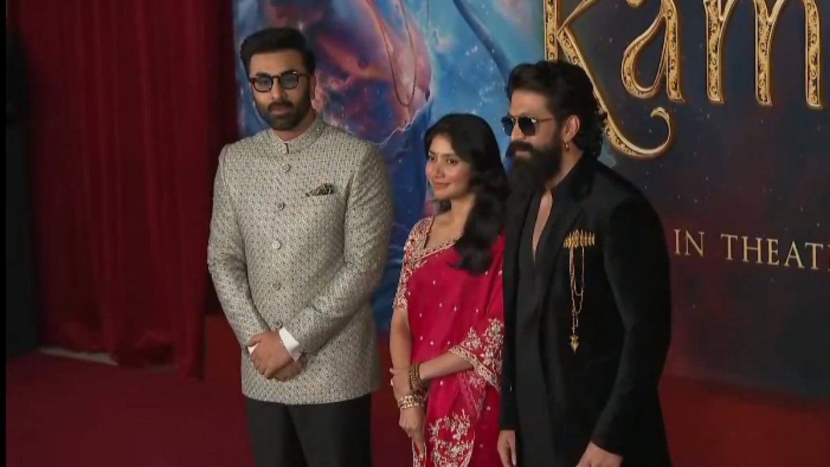 Ramayana Takes Over Los Angeles! Ranbir Kapoor, Sai Pallavi And Yash Attend Grand Premiere, Fans Chant 'Jai Shri Ram' -  Videos Go Viral