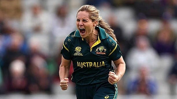 WPL 2027 Auction: UP Warriorz Break The Bank To Sign Australian Captain Sophie Molineux For Whopping ₹1.10 Crore