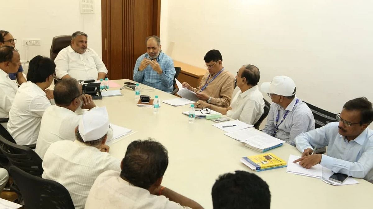 Maharashtra Sugar Workers Suspend Indefinite Strike After Labour Minister Akash Fundkar Assures Meeting With CM Devendra Fadnavis