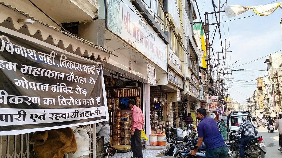 MP's Ujjain Road Widening Row Deepens As Patni Bazaar Traders Seek One-Month Extension, Find No Senior Official At UMC Office