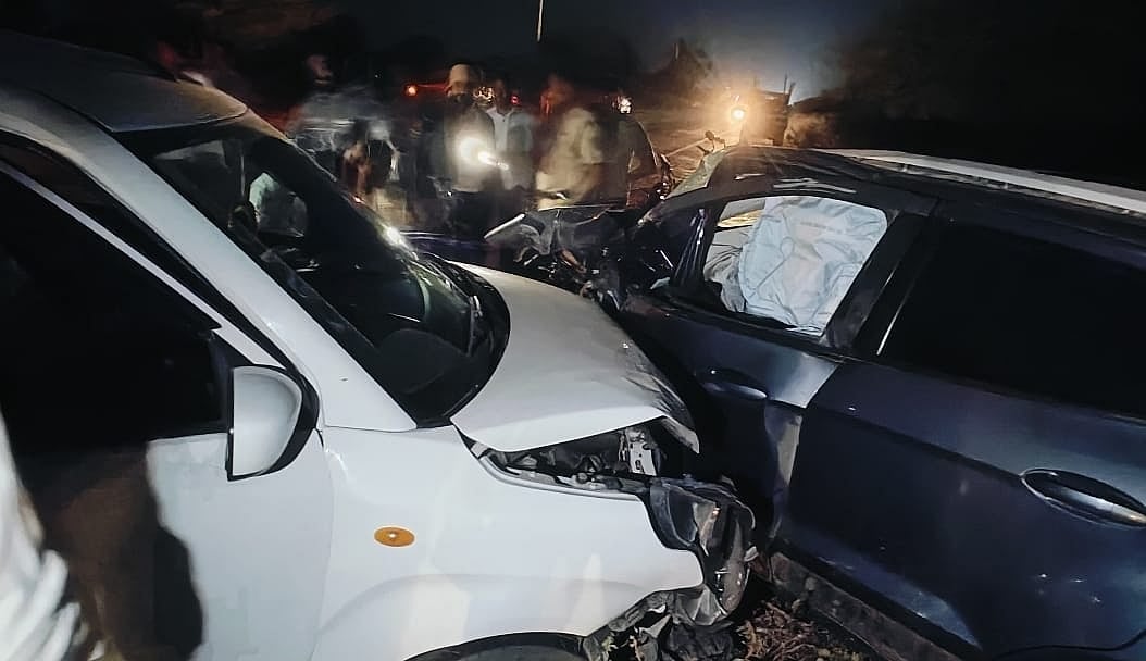 Beed: 2 Critical In Midnight Pile-Up On Kaij-Kallamb Road