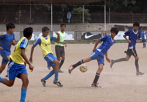 Mumbai's Iconic Azad Maidan Deteriorates, Parents Raise Alarm As Pitches Turn Unsafe For Young Players 