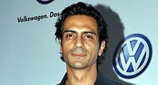 Arjun Rampal gets intimate