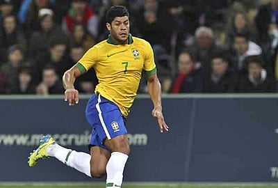 Hulk leaves Brazil practice with muscle injury