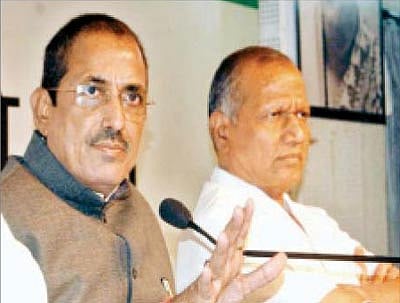 Pandey was blackmailing Vyapam accused, had links with STF