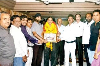 article-image
