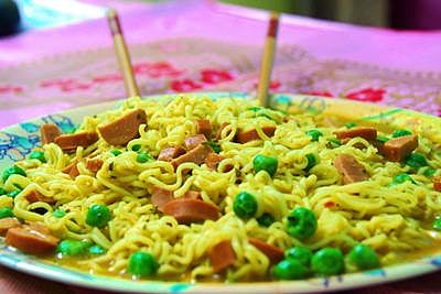 Maharashtra may challenge lifting of ban on Maggi 
