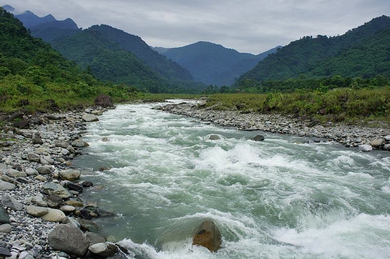 The wild waters of the Dimang River in the valley of Roing<br />Picture credits: limlang.blogspot.com