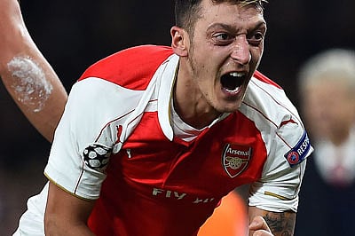 Is China responsible for Mesut Ozil being blanked out from Arsenal?