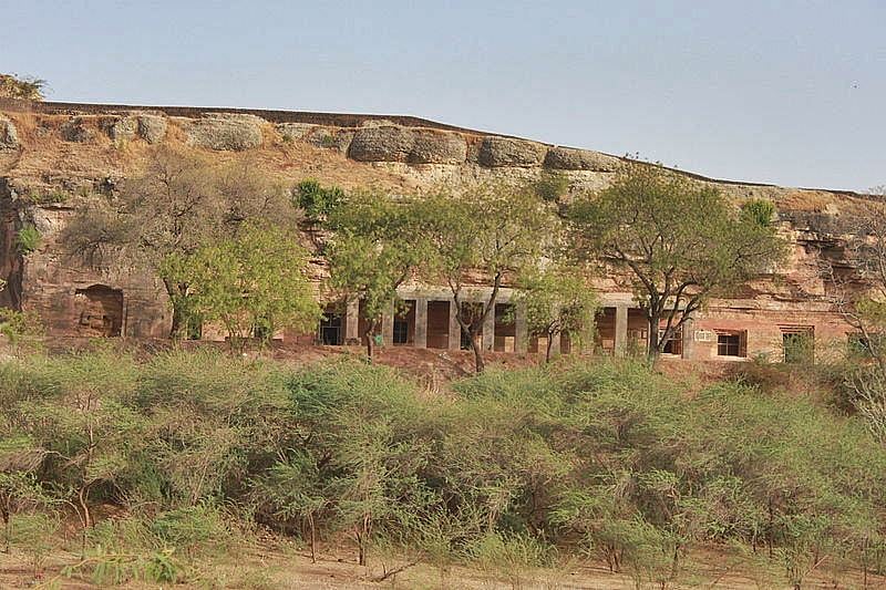 Bagh Caves<br />Picture credits: Nikhil2789 / Wikipedia