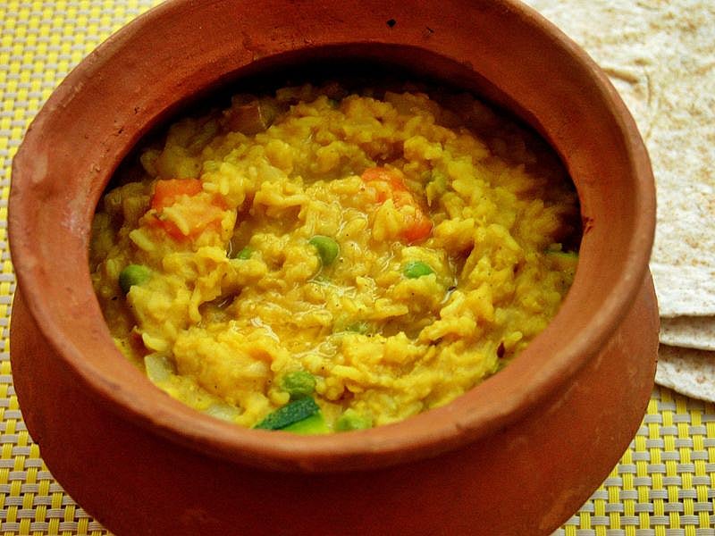 Khichuri<br />Picture credits: chilliandmint.com