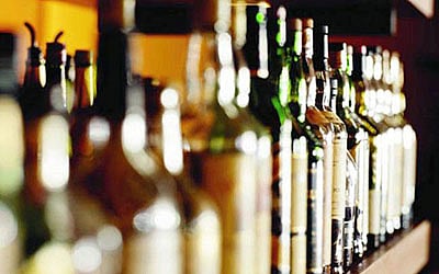 Delhi: Over 600 booked for drinking in public places
