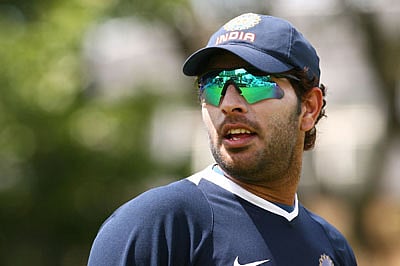 Kapil compares ‘crowd puller’ Yuvraj to McEnroe, Maradona
