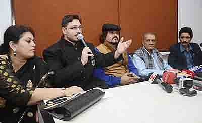 Film cannot distort facts, say descendants of Bajirao, Mastani