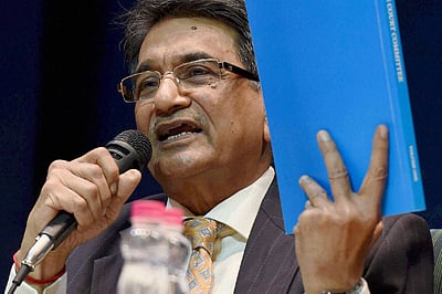 Justice Lodha panel submits report to SC; accuses BCCI of stalling reforms