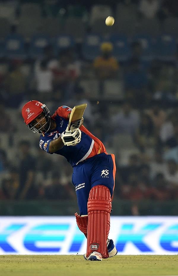 Delhi Daredevils Sanju Samson plays a shot during the 2016 Indian Premier League (IPL) Twenty20 cricket match between Kings XI Punjab and Delhi Daredevils at The Punjab Cricket Association Stadium in Mohali on May 7, 2016. / AFP PHOTO / Prakash SINGH / —-IMAGE RESTRICTED TO EDITORIAL USE – STRICTLY NO COMMERCIAL USE—– / GETTYOUT