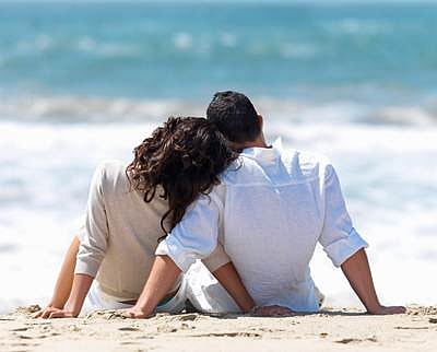 Newlyweds are heading for short honeymoons