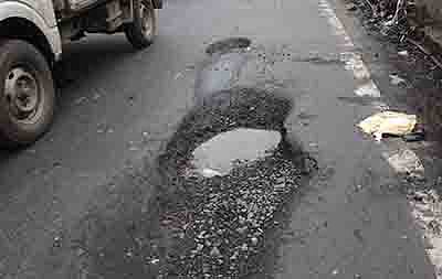 BMC has no standard operating procedure for filling City potholes