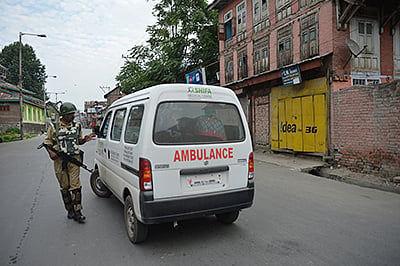Medicine, food crunch  hits curfew-hit Kashmir