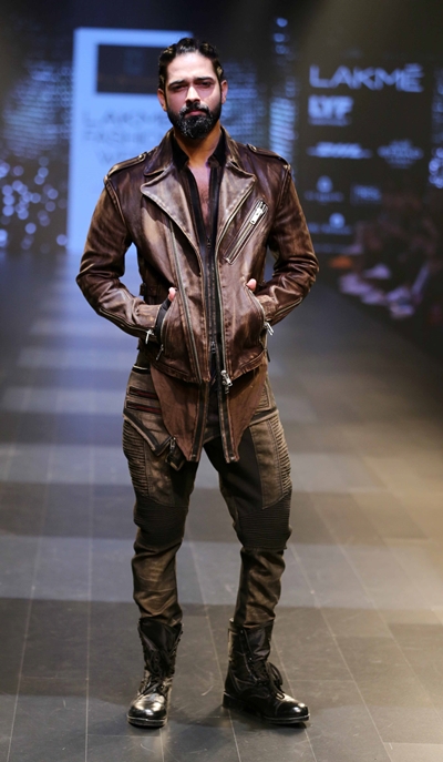 Model walks for ASA at LFW WF 2016