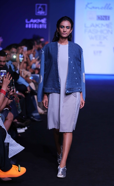 Model walks for Kanelle at LFW WF 2016 (1)