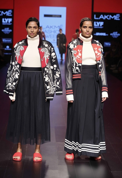 Models walk forr EKAM at LFW WF 2016