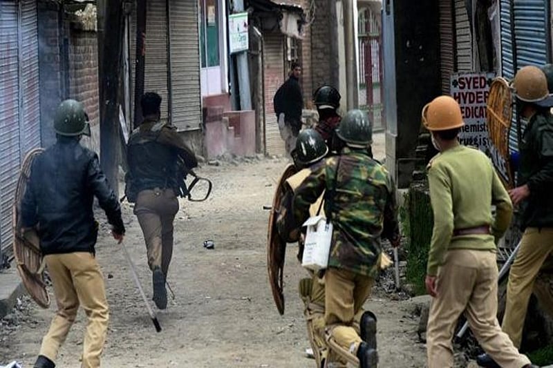3 security personnel killed in a militant attack in Kashmir