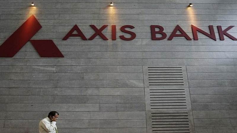 Axis Bank suspends 19 employees, after 2 managers arrested for money laundering